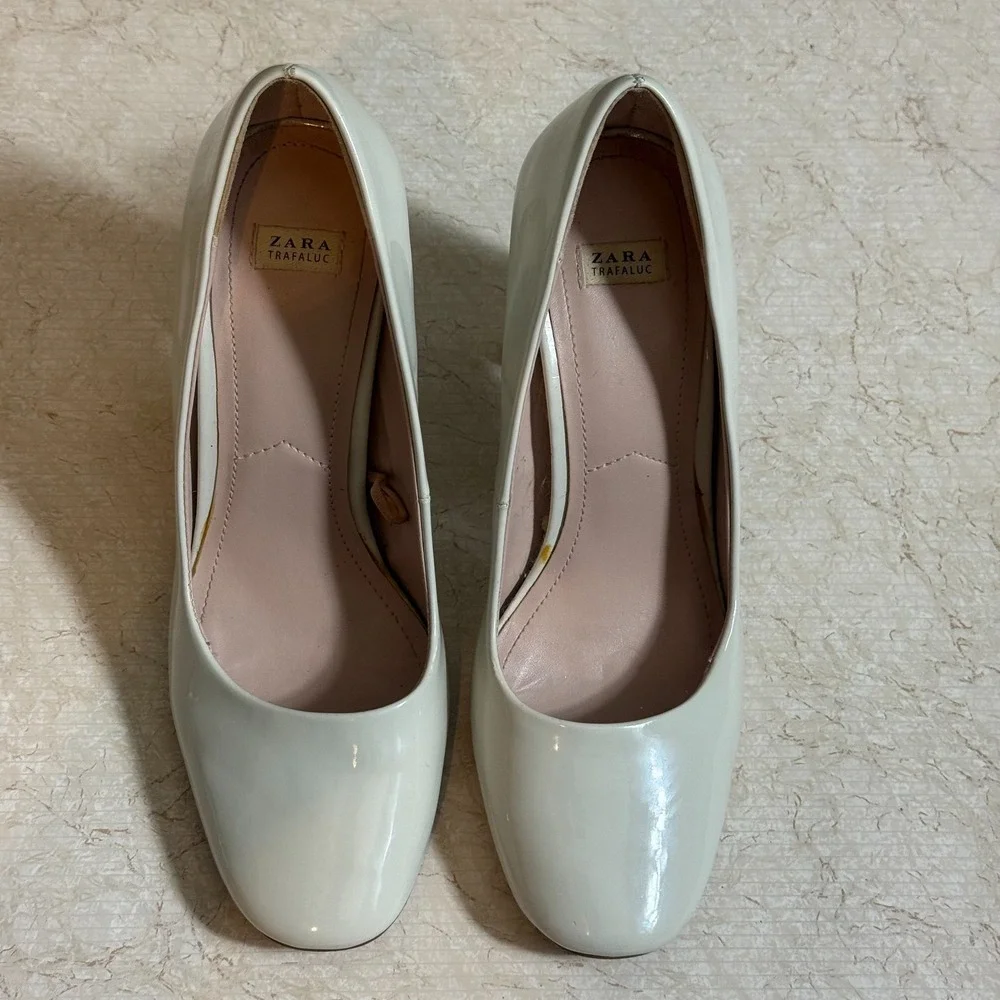 ZARA Trafaluc Block Heel Pumps Patent‎ Ivory White Size 38 US 7.5–8 S